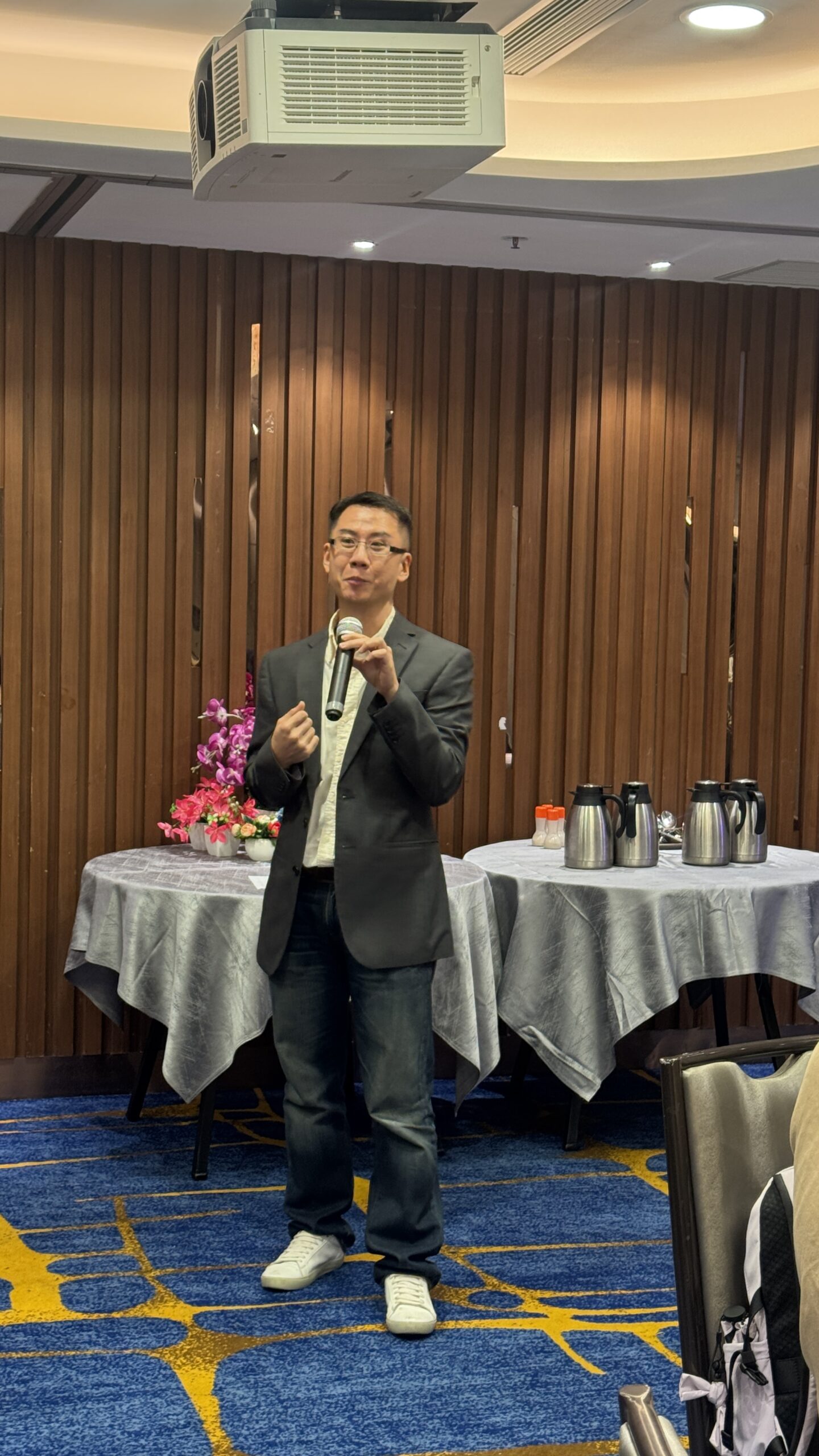 Mr. Tony Chan